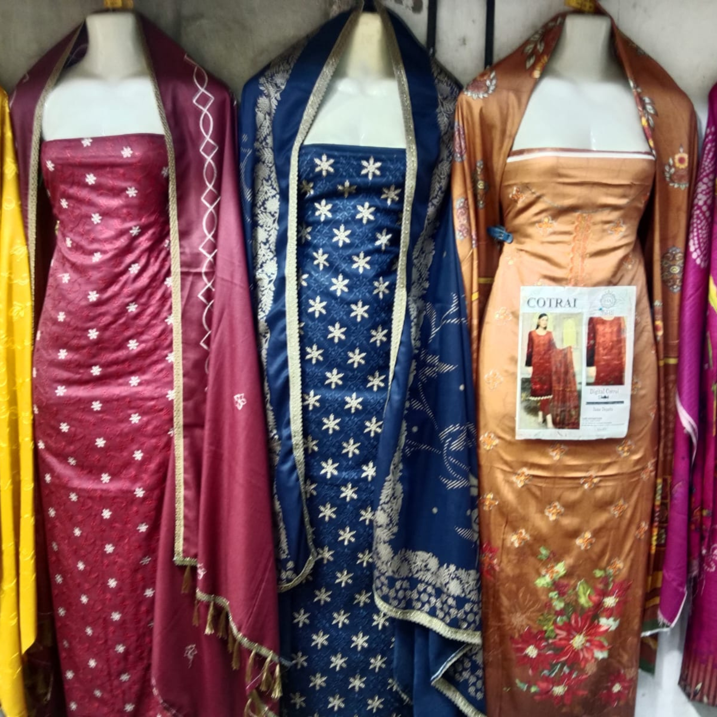 Ladies Unstitus Suits